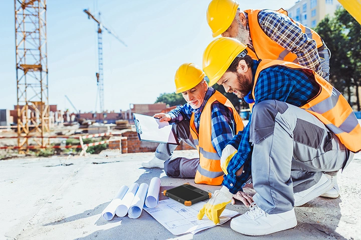 Rugged-Tablet-for-Construction-Sites