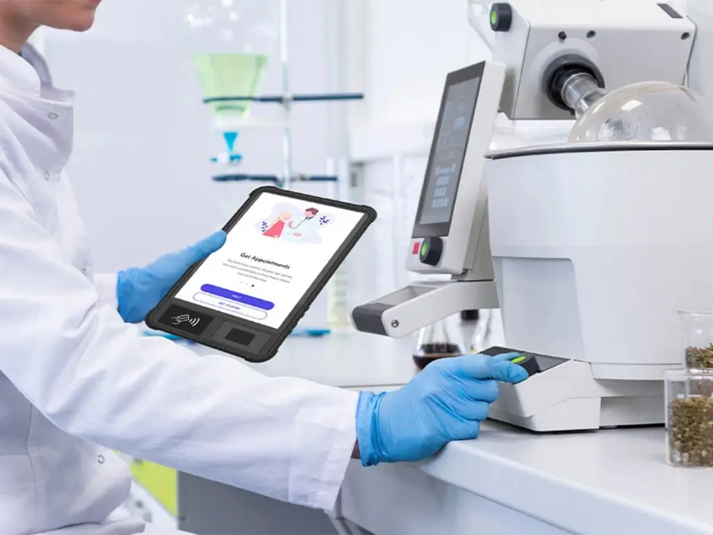 Rugged-Medical -Tablet PC-1024x768